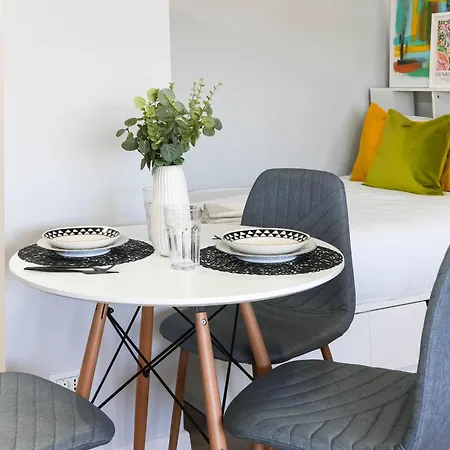 Andreea - Cozy Near Piata Obor Market *