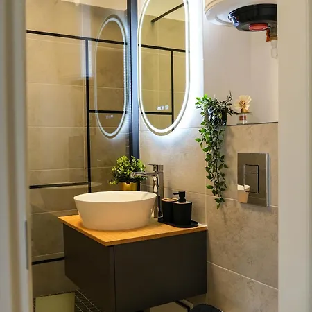 Apartment Andreea - Cozy Near Piata Obor Market *