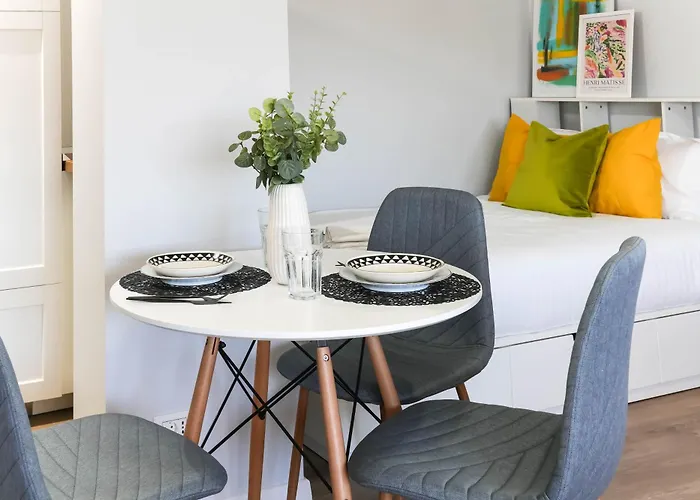 Andreea - Cozy Near Piata Obor Market *