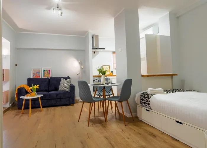 Andreea - Cozy Near Piata Obor Market Апартаменти Бухарест