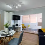 Andreea - Cozy Near Piata Obor Market * 부쿠레슈티